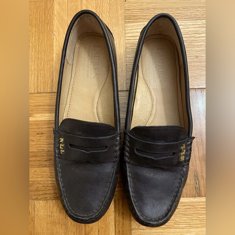 Ralph Lauren size 7.5 black loafer